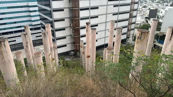 Terreno en venta en Lomas de Montecristo, Monterrey — foto 2 de 4