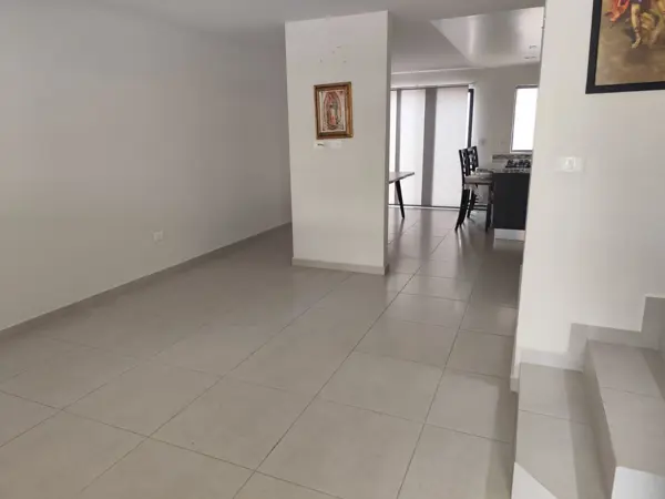 Casa en renta en Fraccionamiento Ferrara Residencial, García — foto 3 de 21