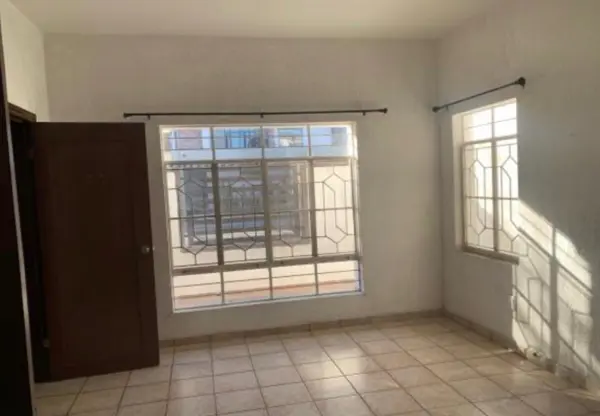 Casa en venta en Mitras Centro, Monterrey — foto 3 de 12