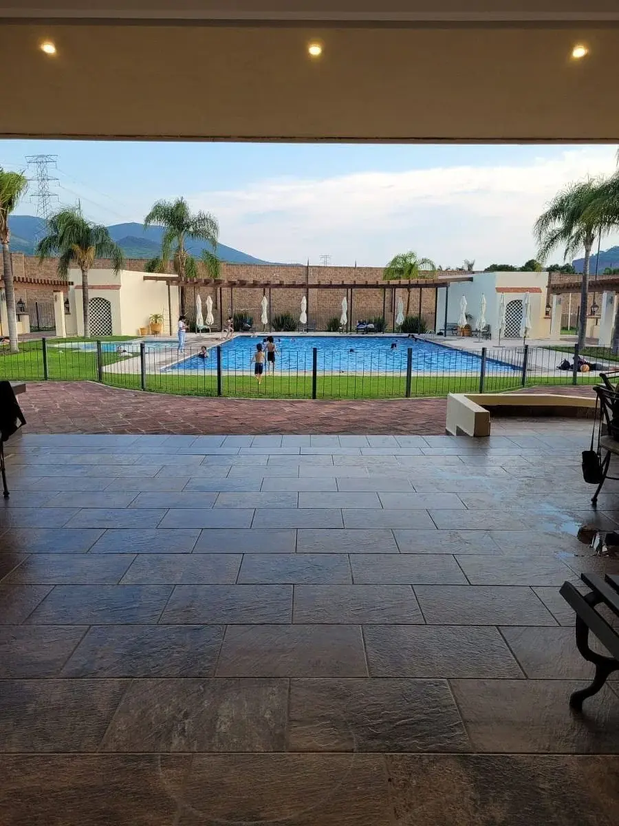 Casa en renta en Residencial Alta California, Tlajomulco de Zúñiga — foto 1 de 4
