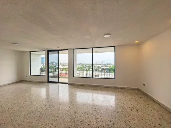Departamento en venta en Deportivo Obispado, Monterrey — foto 2 de 12