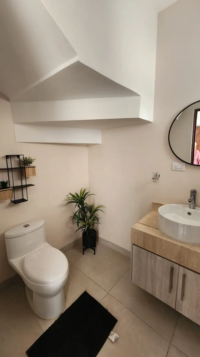 Vista 5 de Casa en Venta en Viñedos con amplio jardín