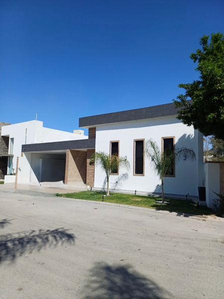 Casa en venta en Las Trojes, Torreón — foto 2 de 19