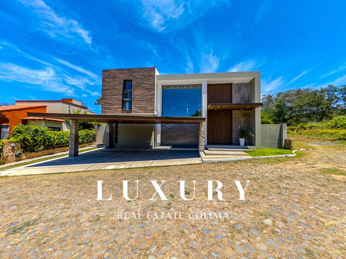 Casa en venta en Campestre Comala, Comala — foto 1 de 9