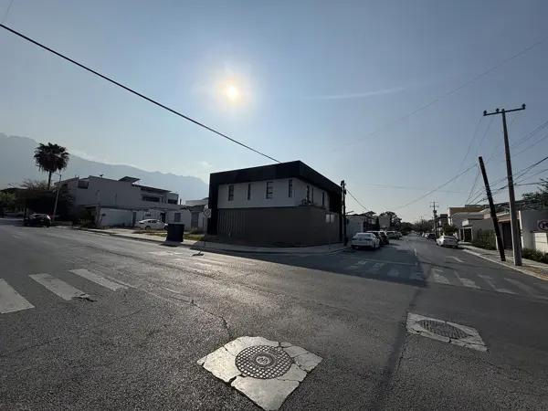 Terreno en venta en Del Valle, San Pedro Garza García — foto 3 de 7