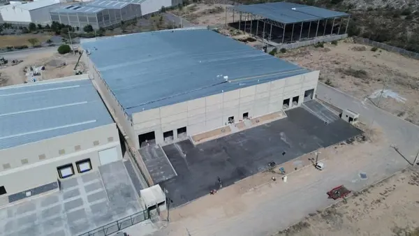 NAVE INDUSTRIAL EN RENTA SANTA CATARINA