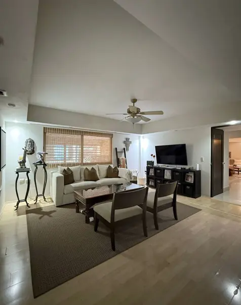 Casa en venta en Del Valle, San Pedro Garza García — foto 2 de 16