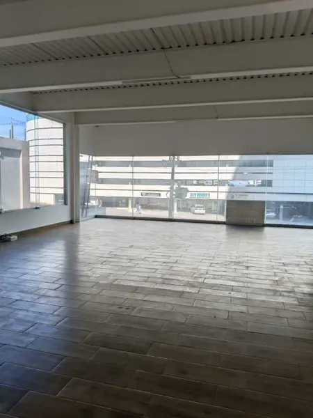 Local en venta en Lomas de Montecristo, Monterrey — foto 2 de 6