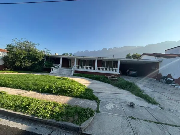 Terreno en venta en Zona Fátima, San Pedro Garza García — foto 2 de 3