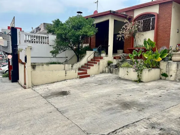 Casa en venta en Las Cumbres, Monterrey — foto 2 de 3