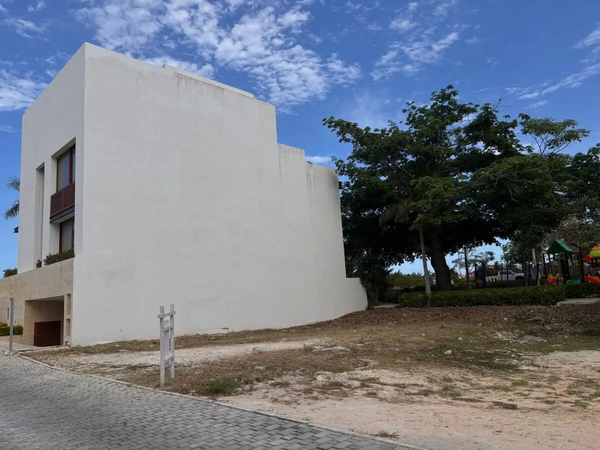 Terreno en venta en Zona Hotelera, Benito Juárez — foto 1 de 5