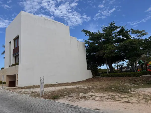 TERRENO EN VENTA PUERTO CANCUN