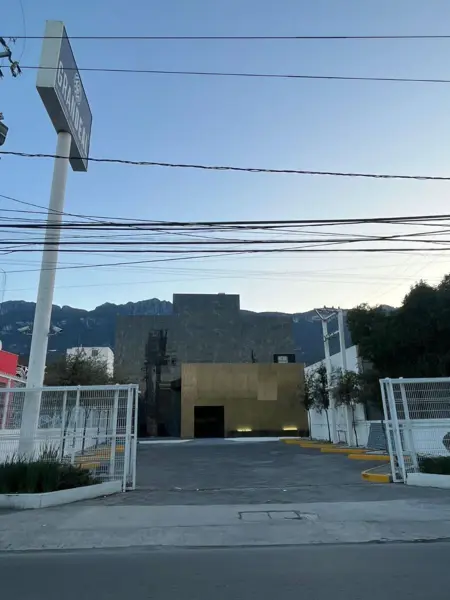 Local en venta en Del Valle, San Pedro Garza García — foto 2 de 22