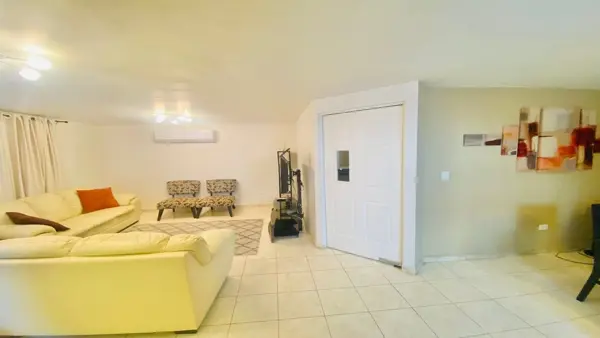Casa en renta en Cerradas de Anáhuac Sector Premier, General Escobedo — foto 3 de 10