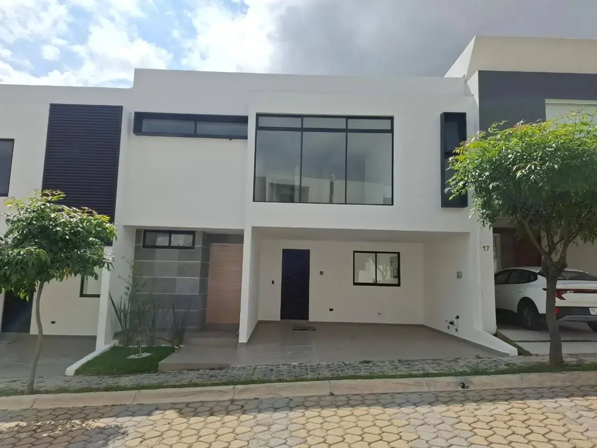 Casa en venta en Lomas de Angelópolis, San Andrés Cholula — foto 1 de 4