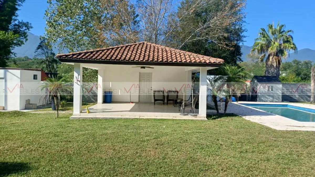 Casa en venta en Hacienda el Mezcal, Cadereyta Jiménez — foto 1 de 25