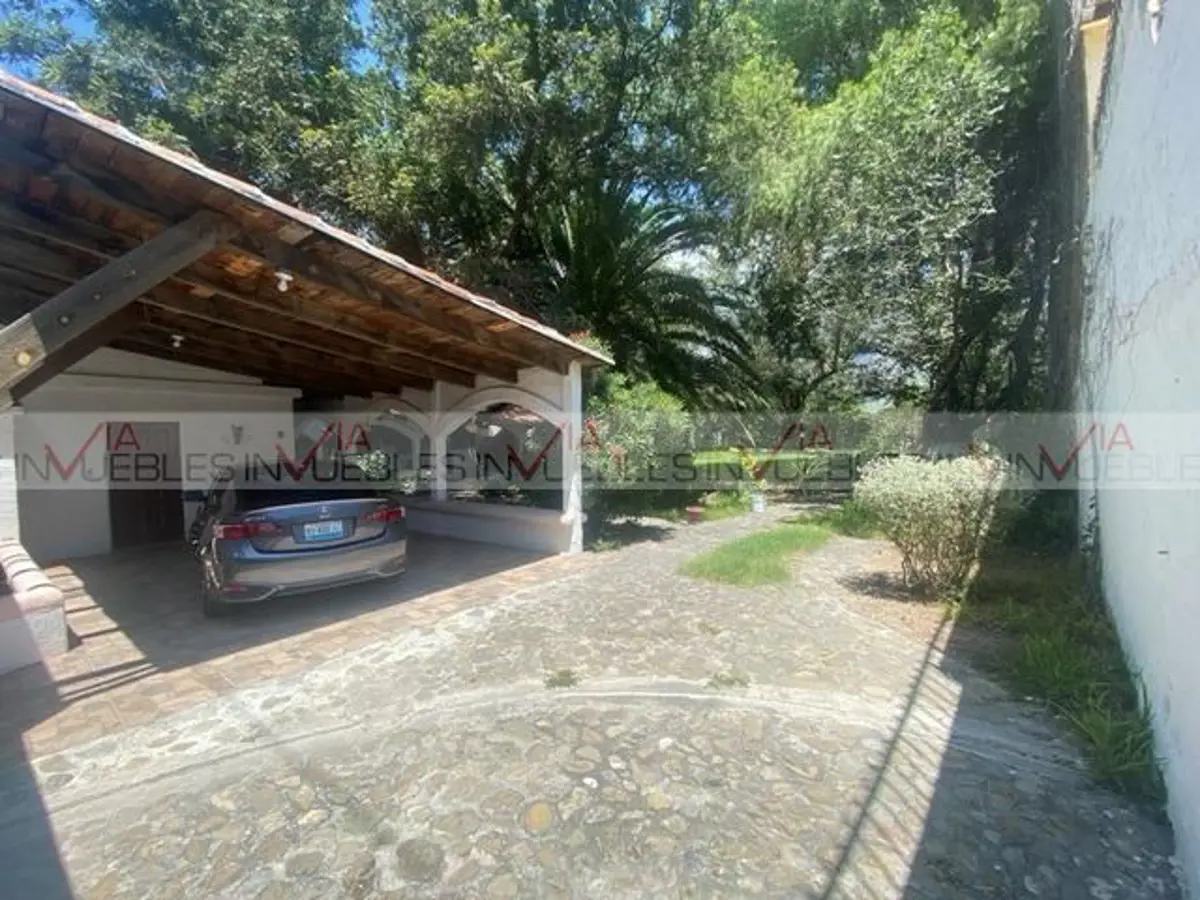 Casa en venta en García Centro, García — foto 1 de 21