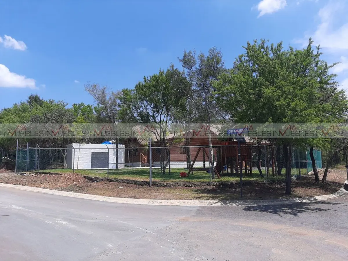 Casa en venta en Bosques de la Silla (Santa Ana de Abajo), Juárez — foto 1 de 11
