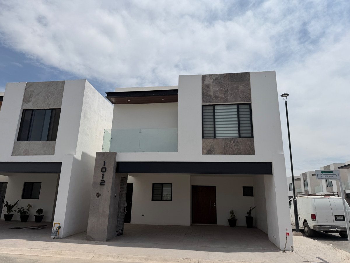 Casa en Venta en Los Viñedos, Torreón, Coahuila de Zaragoza Casa en Venta en Los Viñedos, Torreón, Coahuila de Zaragoza