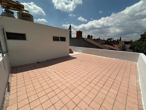 Casa en venta en Presidentes Ejidales 1a Sección, Coyoacán — foto 2 de 31