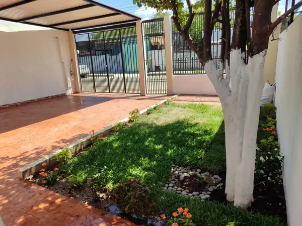 Casa en venta en Jardines de Nueva Mulsay, Mérida — foto 3 de 10