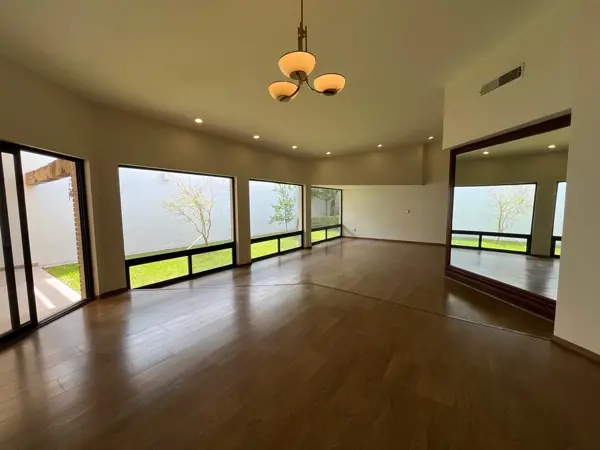 Casa en venta en Residencial Campestre la Rosita, Torreón — foto 2 de 17