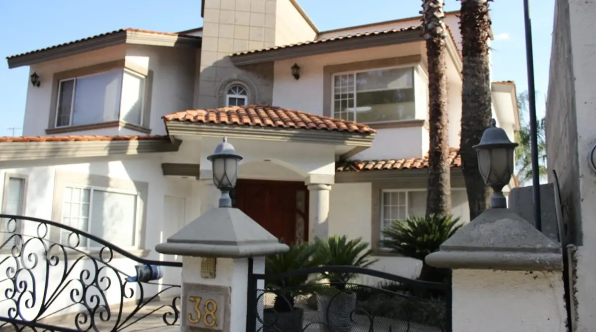 Casa en venta en Chiluca, Atizapán de Zaragoza — foto 1 de 7