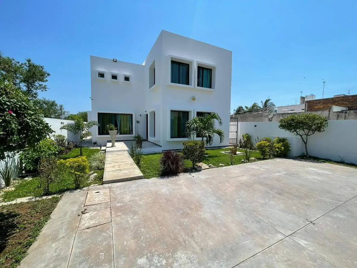 Casa en venta en Cholul, Mérida — foto 1 de 17