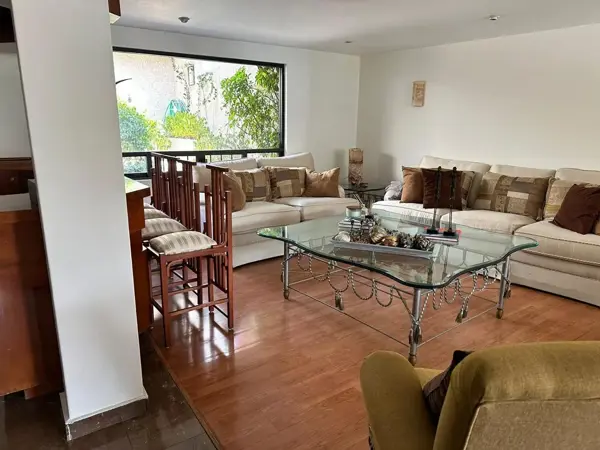 Casa en Venta de 3 recámaras en Lomas de Tecamachalco, Naucalpan de Juárez - Propiedad Residencial — foto 1 de 21
