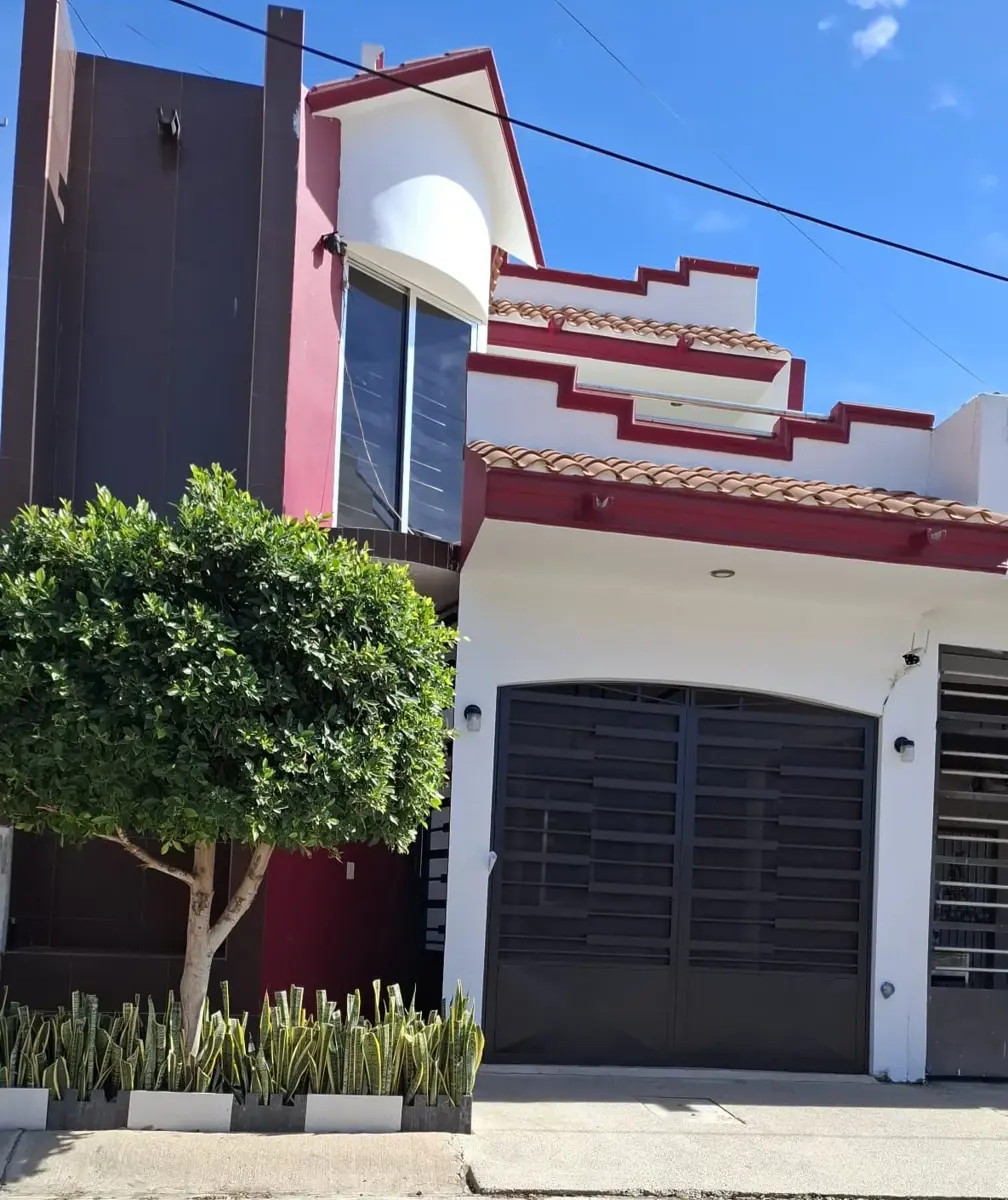 Casa en venta en Urbivilla del Real, Mazatlán — foto 1 de 9