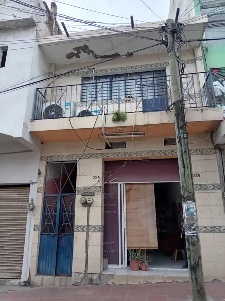 Departamento con local comercial