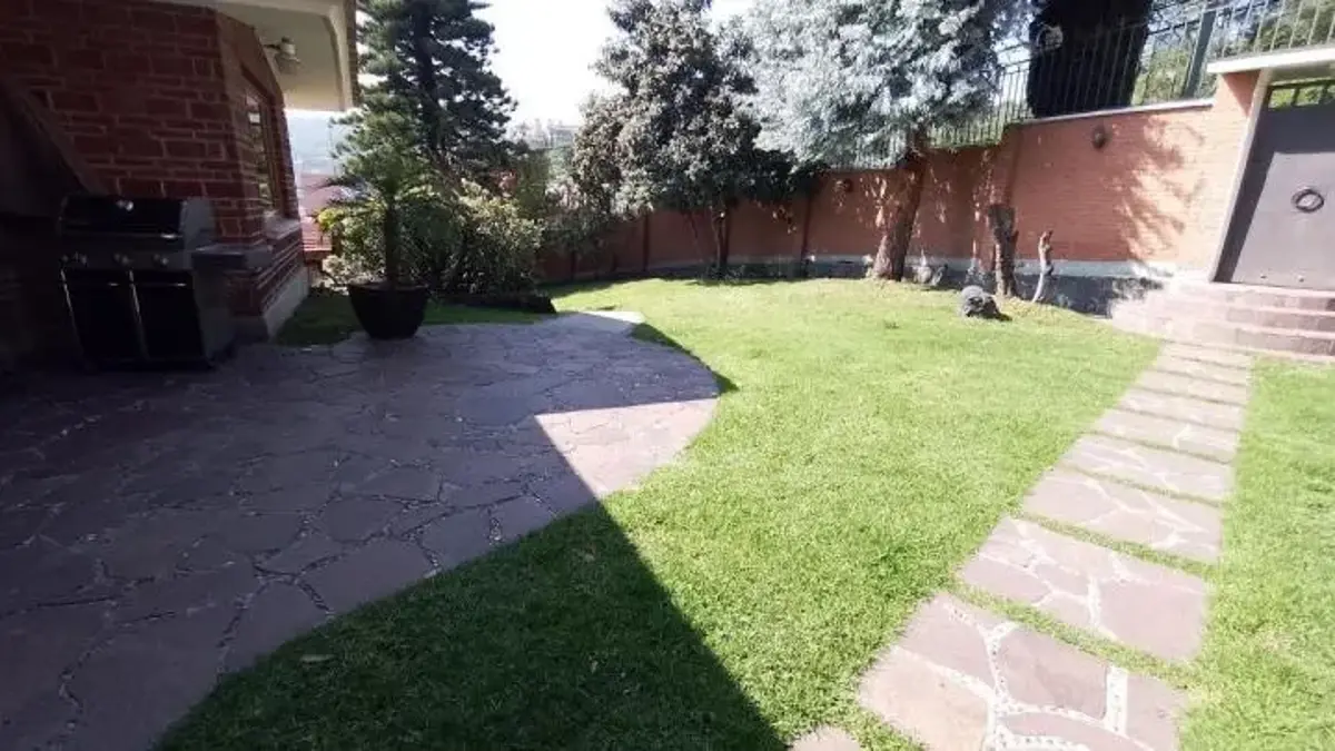 Casa en renta en Parque del Pedregal, Tlalpan — foto 1 de 3