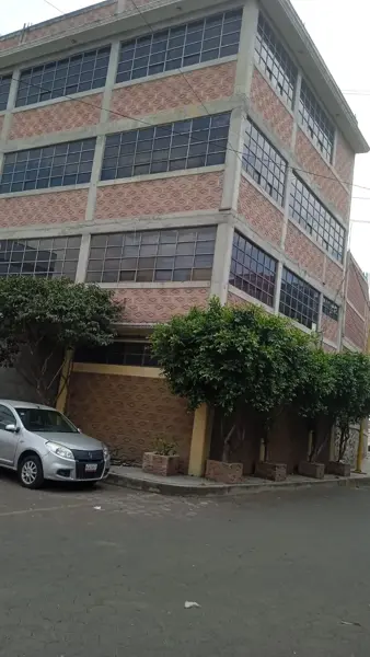 Edifico para uso comercial o habitacional