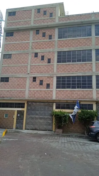 Edificio en renta en Paraje Zacatepec, Iztapalapa — foto 2 de 14
