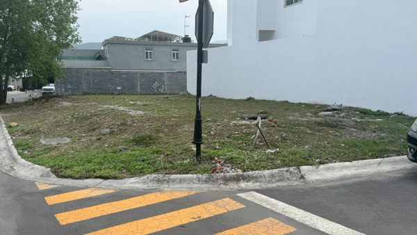 Terreno en Valle de Cristal, Monterrey, Nuevo León
