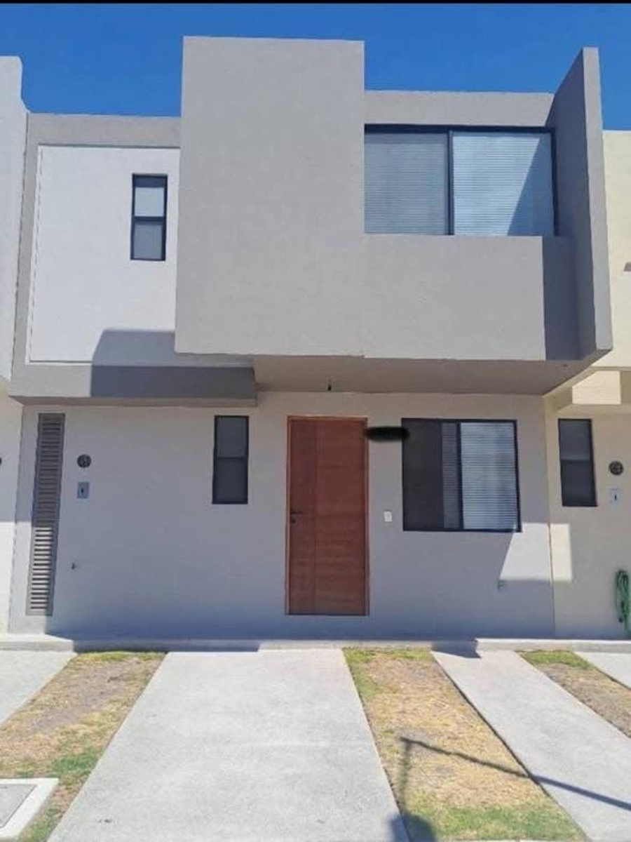 Casa en venta en Apaseo El Alto Centro, Apaseo El Alto — foto 1 de 17