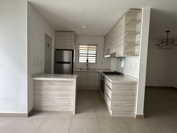 Casa en venta en Montenova, García — foto 2 de 12