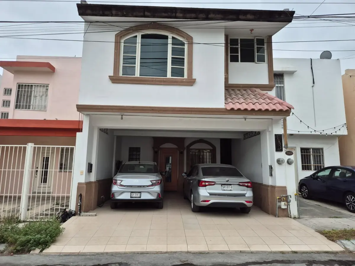 Casa en venta en Las Plazas, Monterrey — foto 1 de 23