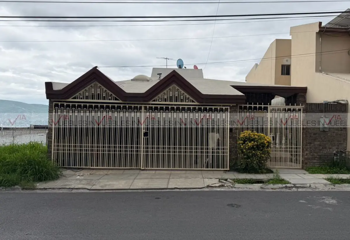 Casa en venta en Las Cumbres, Monterrey — foto 1 de 13