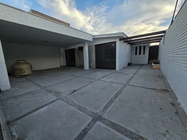 Casa en Venta en Ampliación los Ángeles, Torreón - Espacios Amplios y Comodidades Modernas