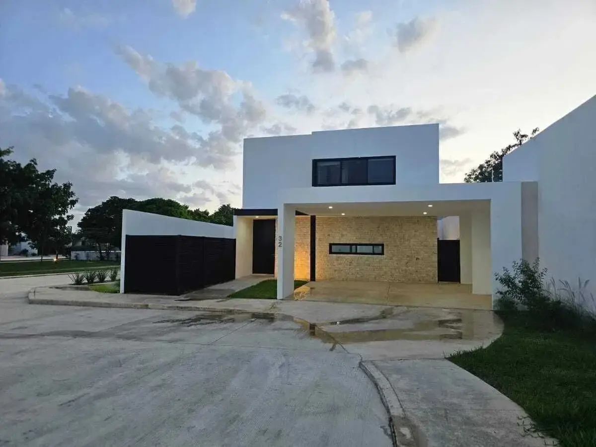 Casa en renta en Temozon Norte, Mérida — foto 1 de 12