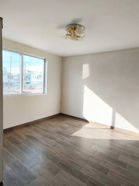 Casa en venta en Leona Vicario, Morelia — foto 2 de 16