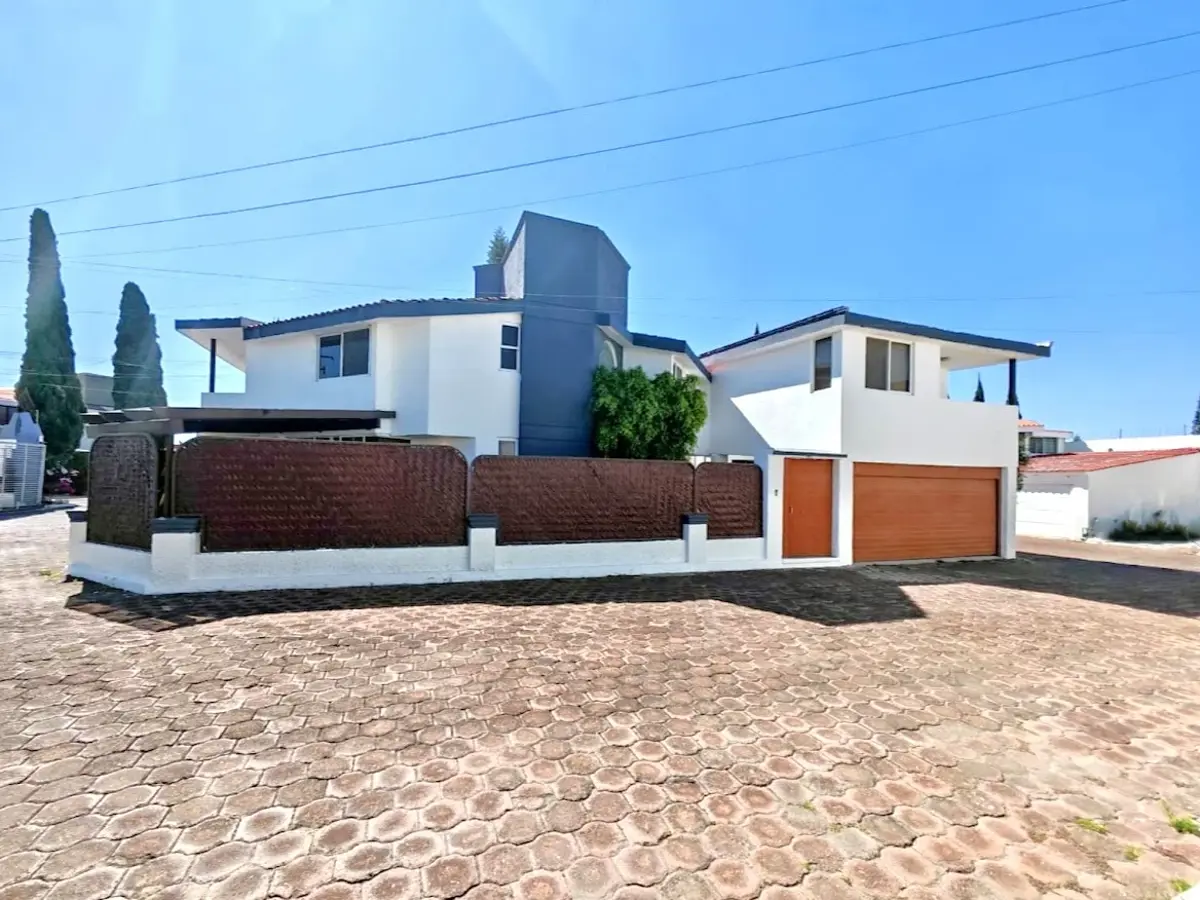 Casa en venta en Villa de Zavaleta, San Andrés Cholula — foto 1 de 41