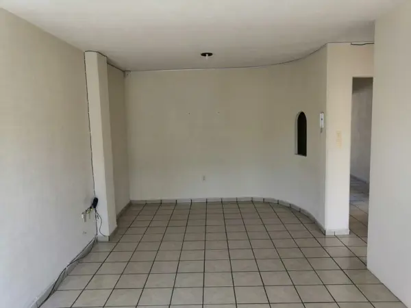 Edificio en venta en San Jeronimo II, León — foto 3 de 16