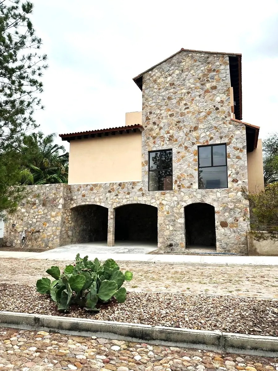 Casa en venta en San Miguel de Allende Centro, San Miguel de Allende — foto 1 de 21