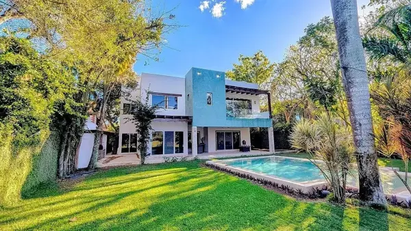 Casa en venta en Club de Golf la Ceiba, Mérida — foto 2 de 25