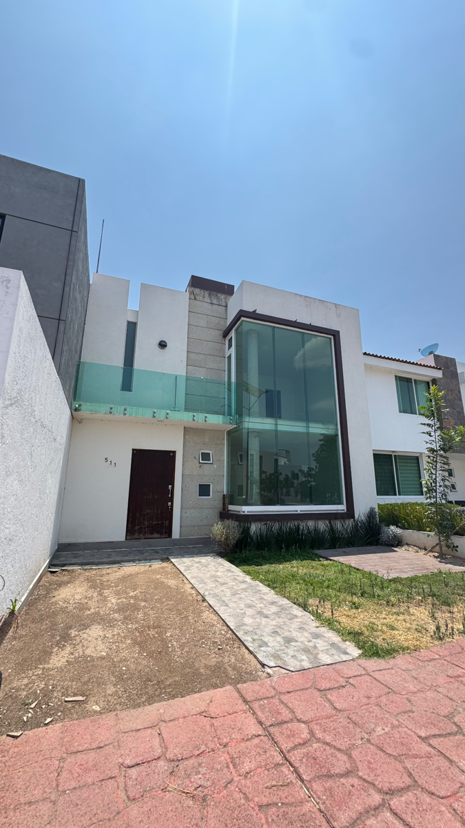 Casa en venta en Trento, Irapuato — foto 1 de 13