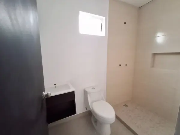 Casa en venta en La Amistad Residencial, General Escobedo — foto 3 de 6