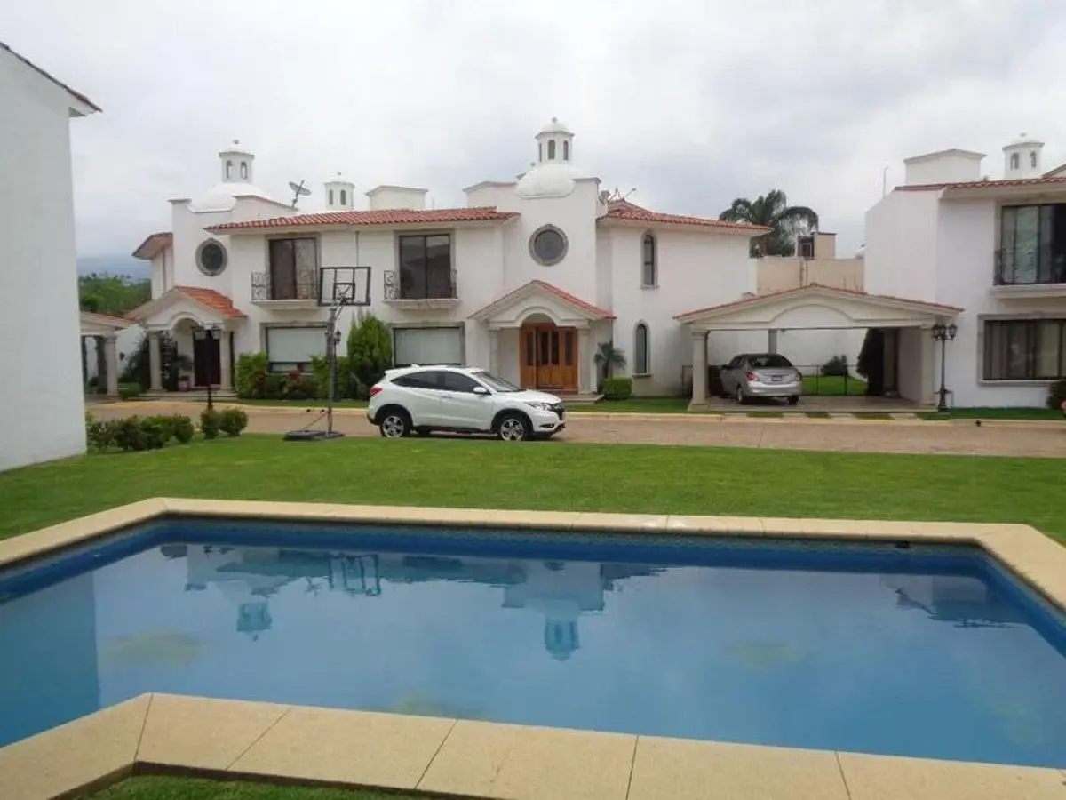 Casa en renta en Extensión Delicias, Cuernavaca — foto 1 de 33