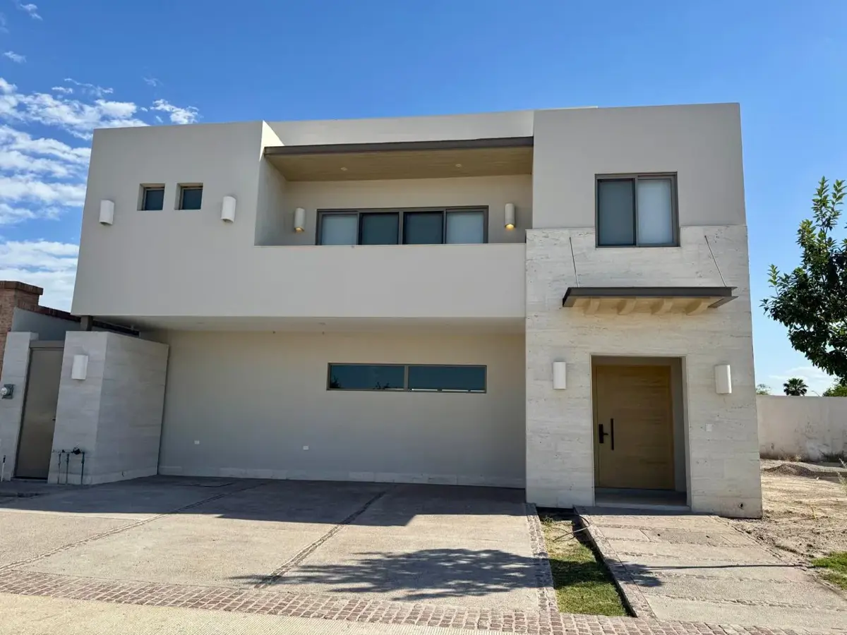 Vista 3 de RESIDENCIAL LA CAVA